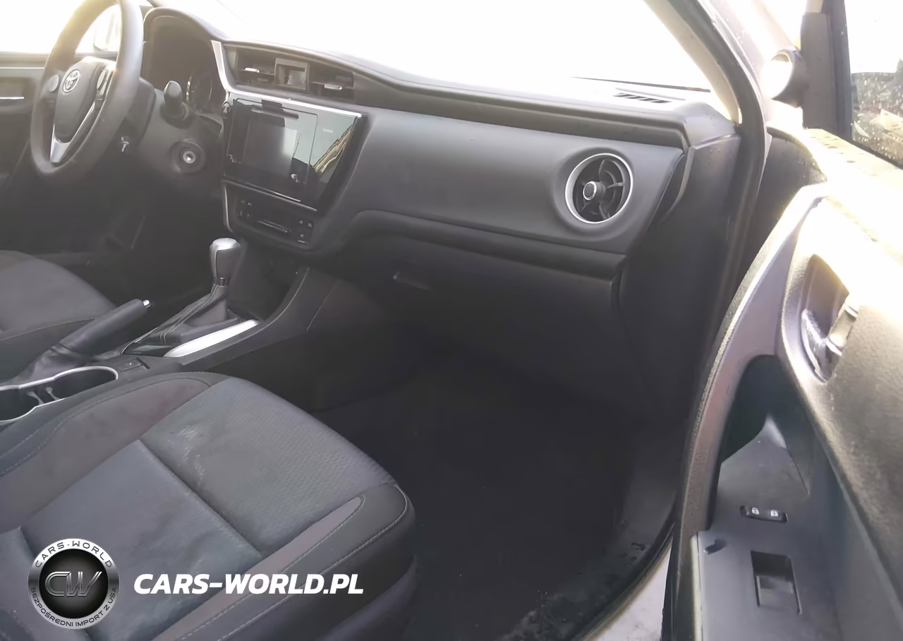 2017 Toyota Corolla Le VIN:5YFBURHE4HP574801 - 5