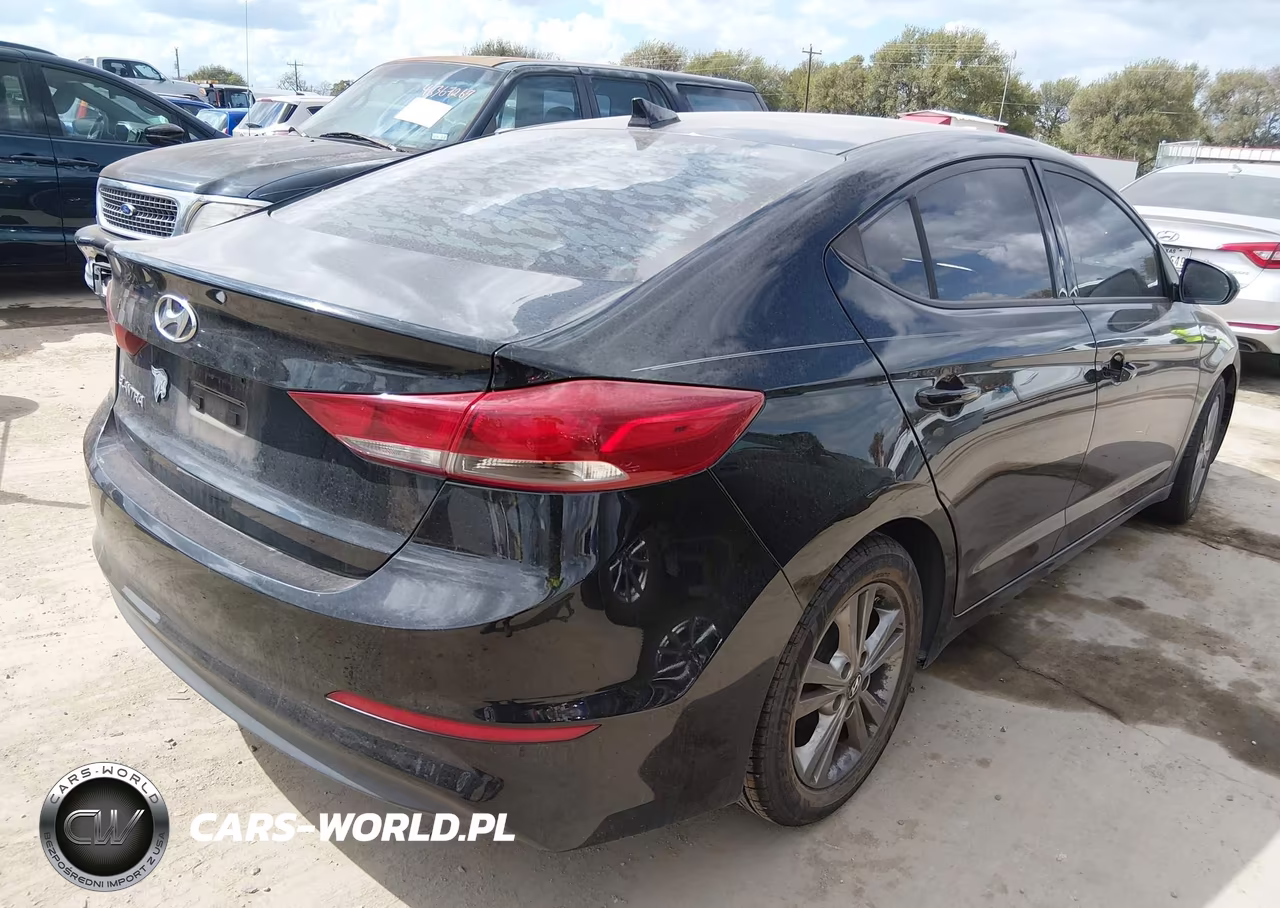 2017 Hyundai Elantra Value Edition VIN:5NPD84LF2HH176709 - 4
