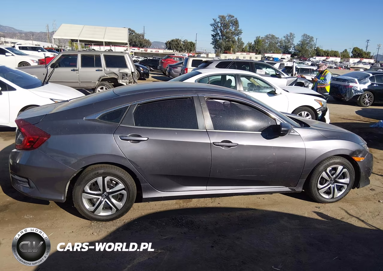 2017 Honda Civic Lx VIN:2HGFC2F5XHH546135 - 13