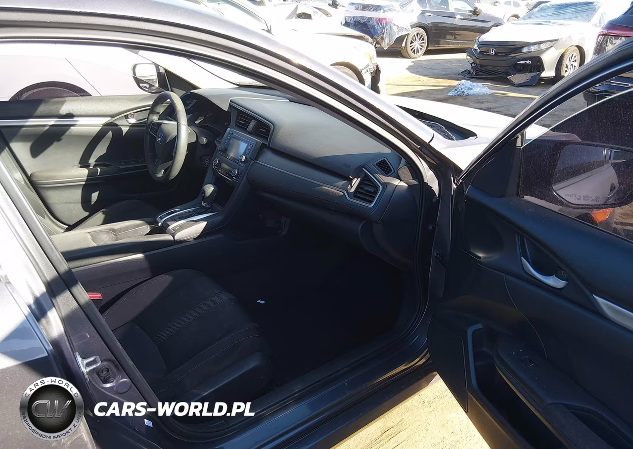 2017 Honda Civic Lx VIN:2HGFC2F5XHH546135 - 5