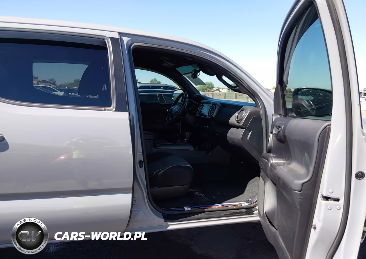 2020 Toyota Tacoma Trd Off-Road VIN:3TMCZ5ANXLM299167 - 5