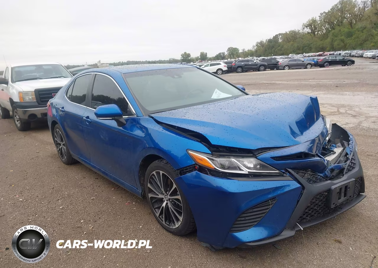 2018 Toyota Camry Se – zdjęcie 1 z 16