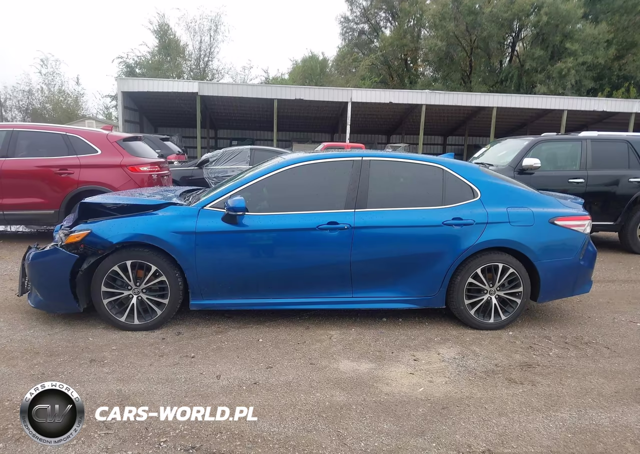 2018 Toyota Camry Se VIN:4T1B11HK5JU024673 - 14