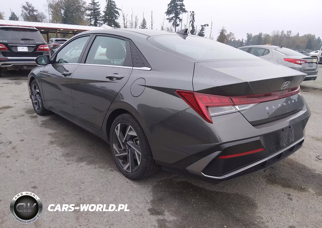 2025 Hyundai Elantra Sel Convenience VIN:KMHLS4DG7SU963152 - 3