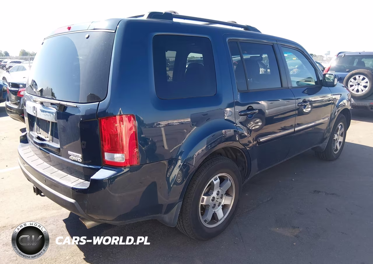 2010 Honda Pilot Touring VIN:5FNYF4H98AB040356 - 4