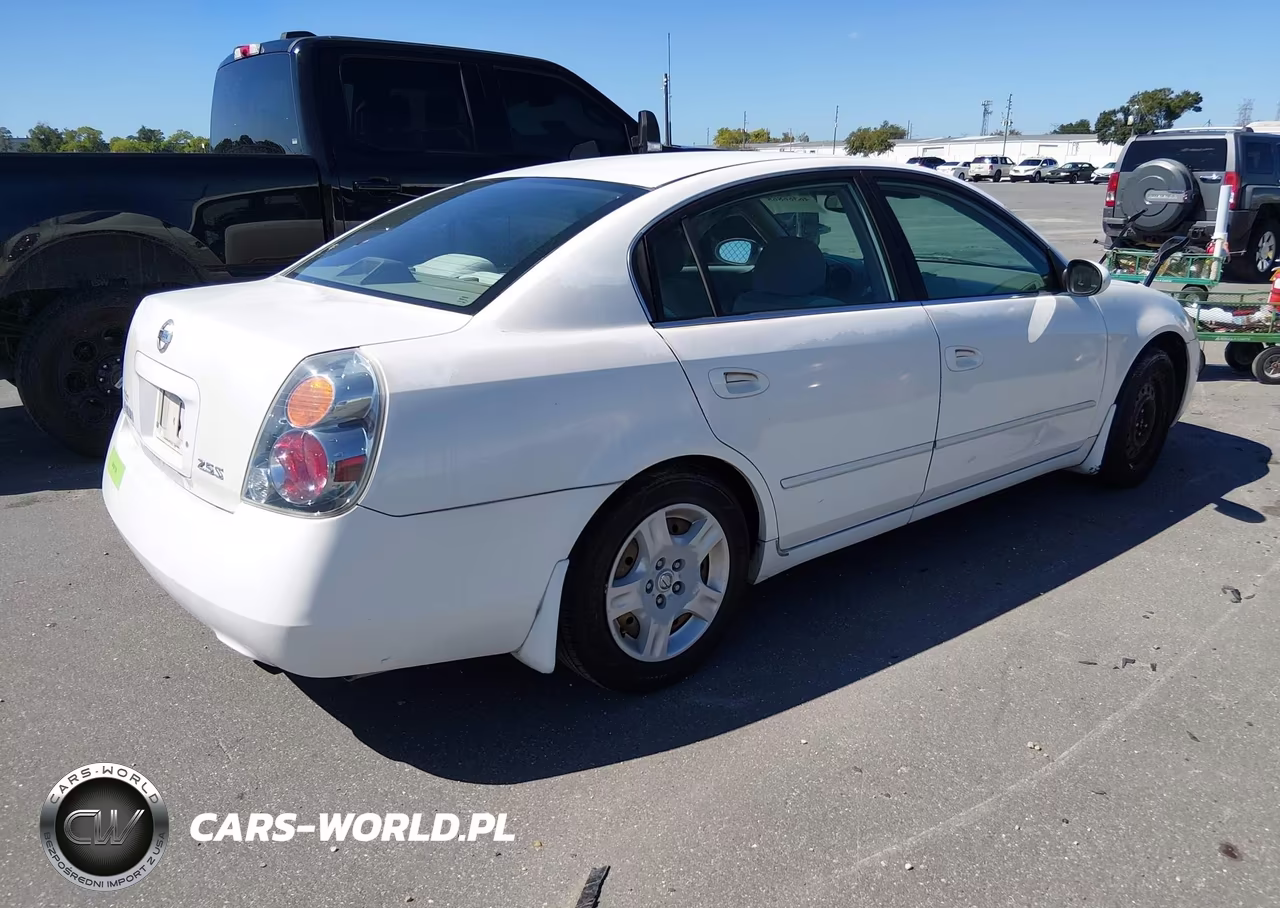 2004 Nissan Altima 2.5 S VIN:1N4AL11DX4C163753 - 4