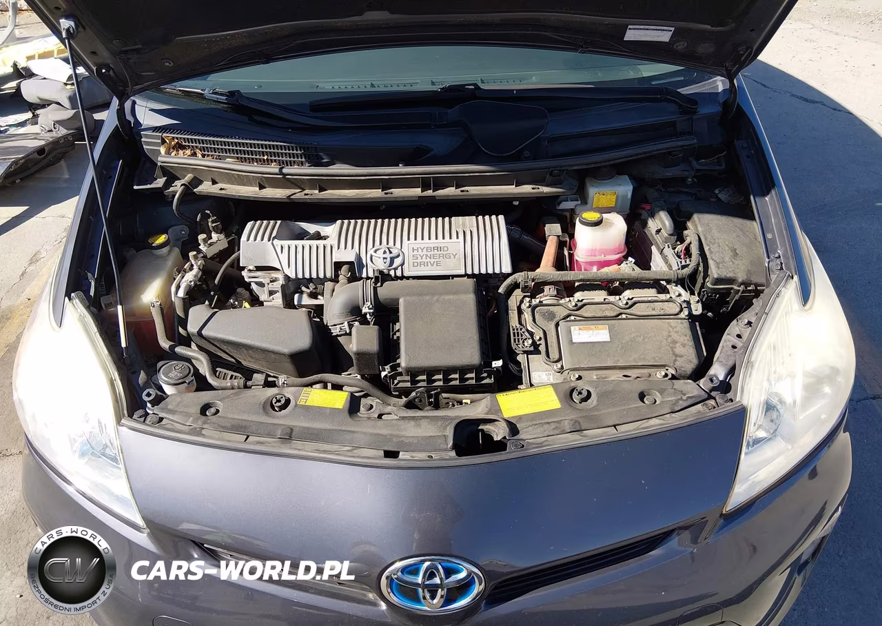 2014 Toyota Prius Three VIN:JTDKN3DU5E1793564 - 10