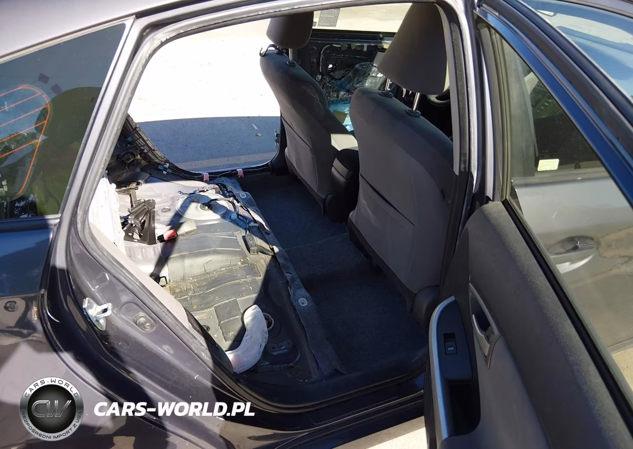 2014 Toyota Prius Three VIN:JTDKN3DU5E1793564 - 8