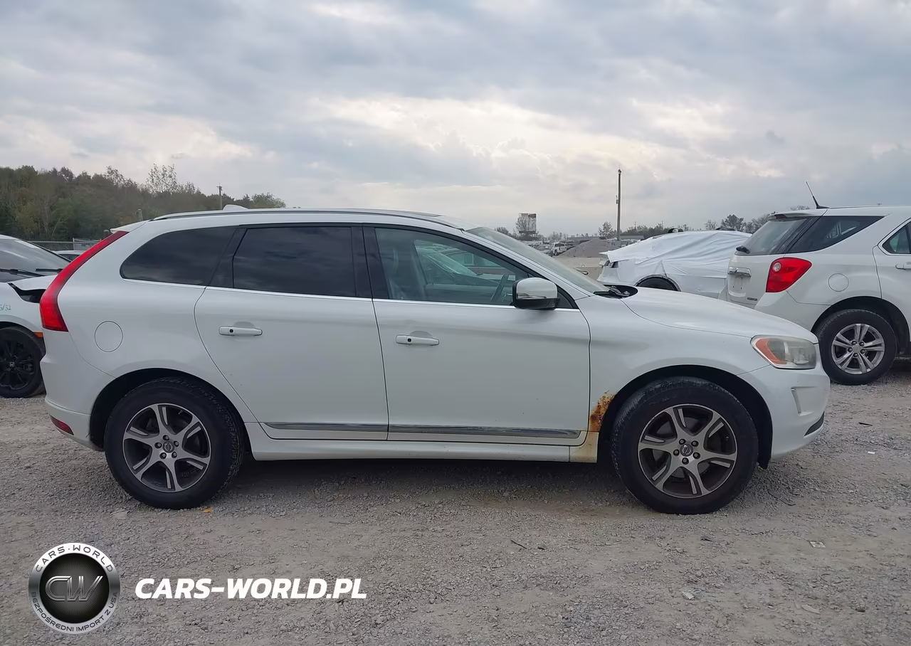 2014 Volvo Xc60 T6 R-Design VIN:YV4902DZ9E2503532 - 13