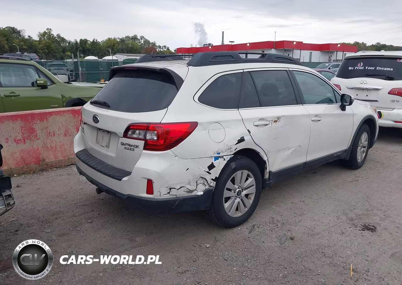 2015 Subaru Outback 2.5I Premium VIN:4S4BSAHC0F3276429 - 4