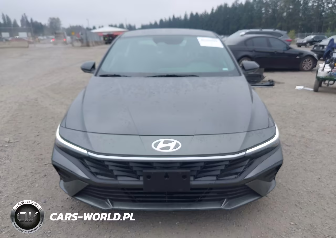 2026 Hyundai Elantra Sel Sport VIN:KMHLM4DG5TU247989 - 13