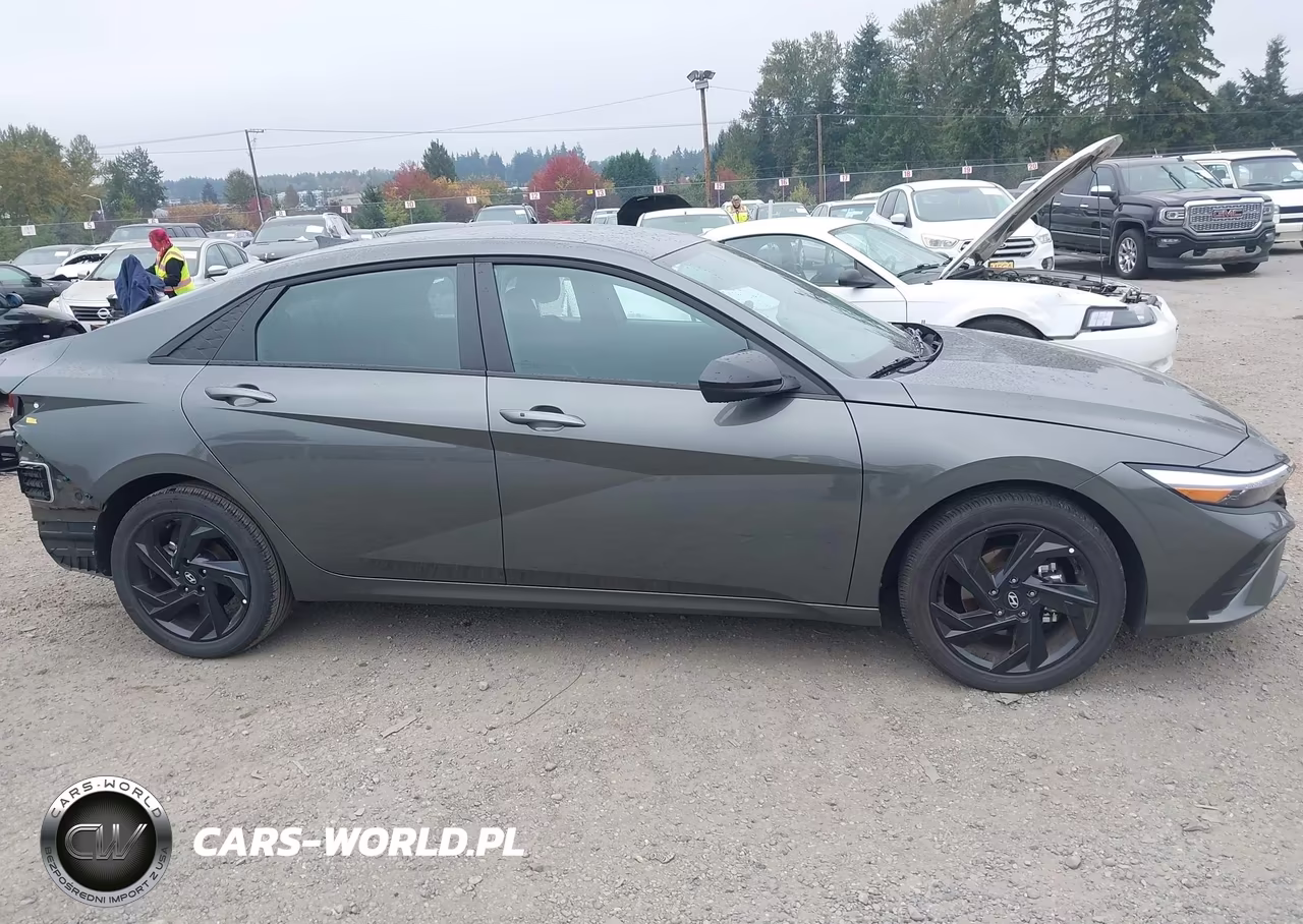 2026 Hyundai Elantra Sel Sport VIN:KMHLM4DG5TU247989 - 14