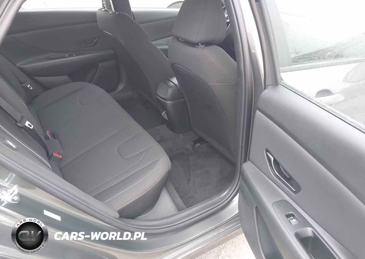 2026 Hyundai Elantra Sel Sport VIN:KMHLM4DG5TU247989 - 8