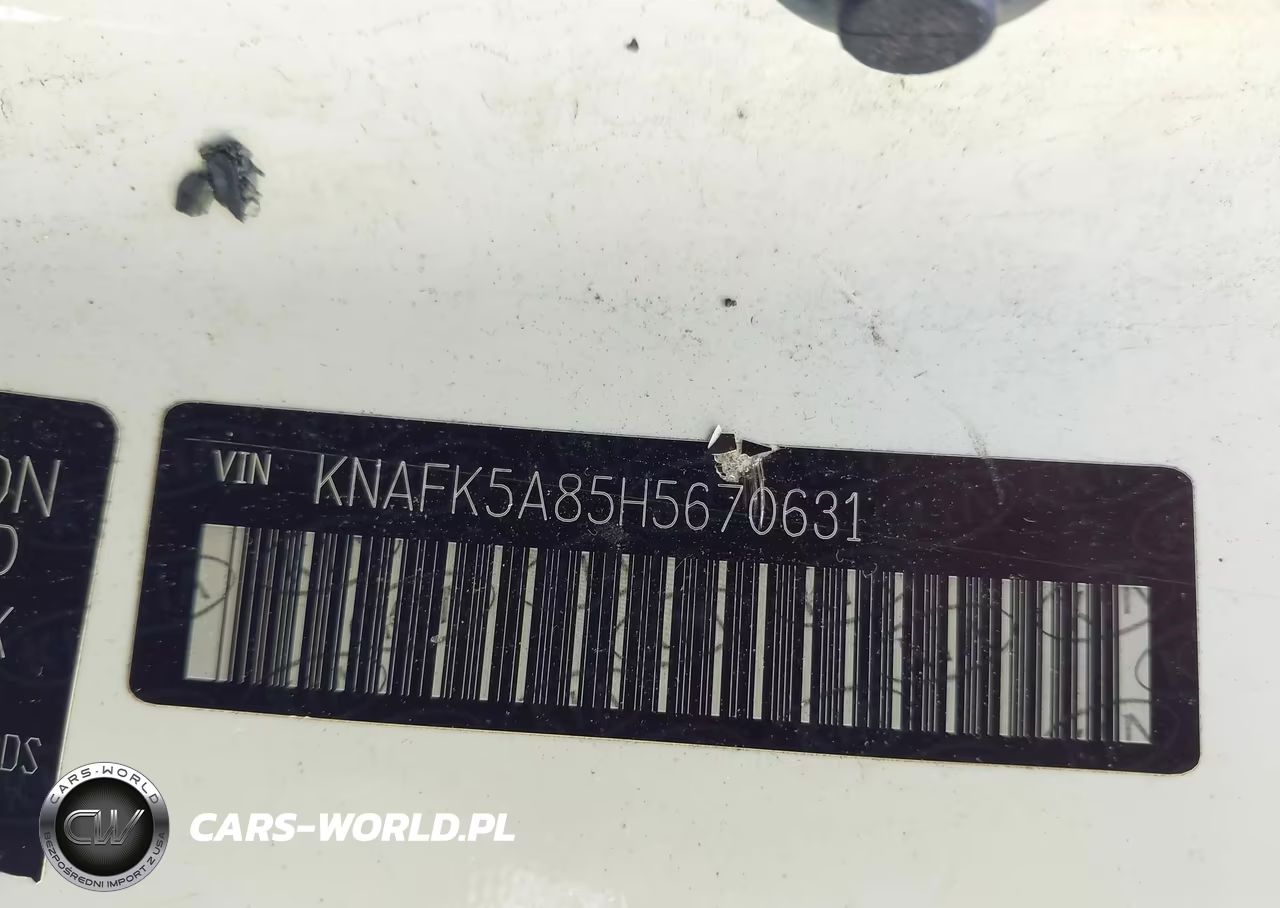 2017 Kia Forte Lx VIN:KNAFK5A85H5670631 - 9