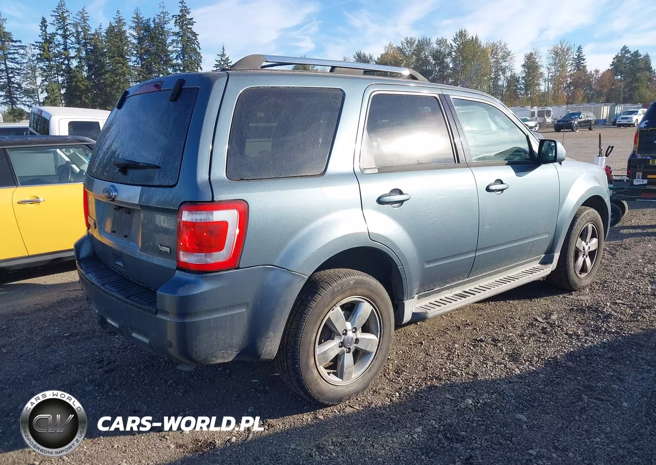 2010 Ford Escape Limited VIN:1FMCU9EG5AKC69057 - 4