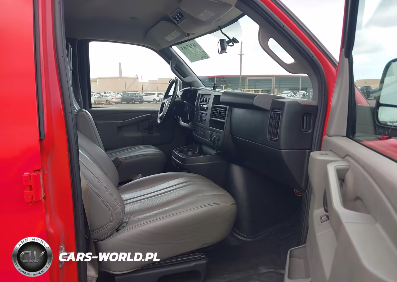 2018 Chevrolet Express 2500 Ls VIN:1GAWGEFG1J1259771 - 5