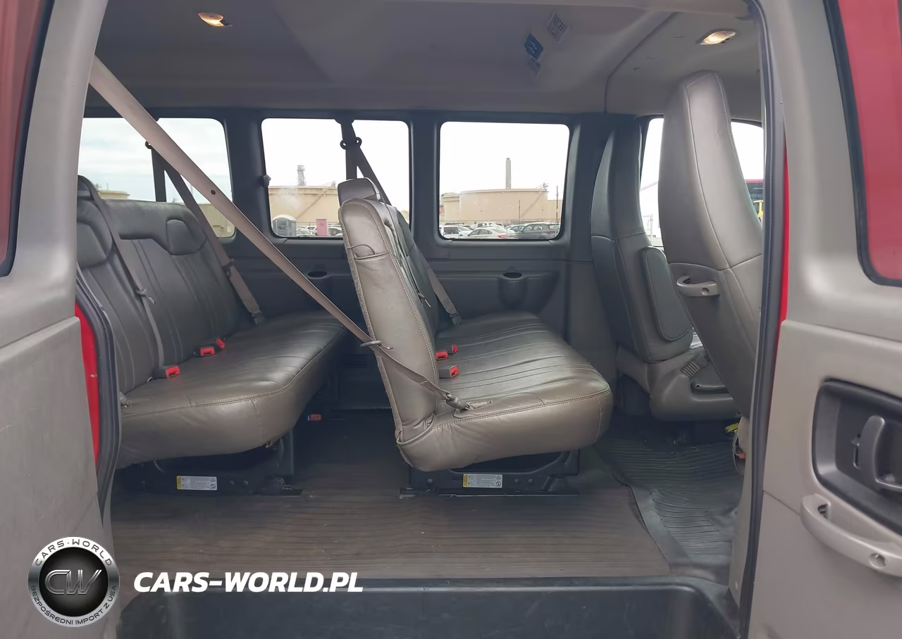 2018 Chevrolet Express 2500 Ls VIN:1GAWGEFG1J1259771 - 8