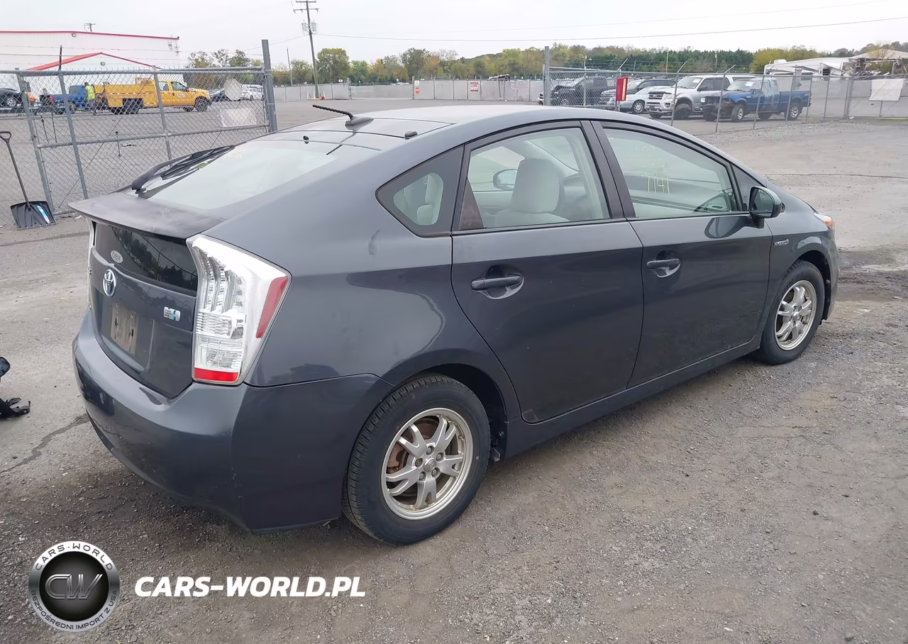 2010 Toyota Prius Iii VIN:JTDKN3DU0A1280894 - 4