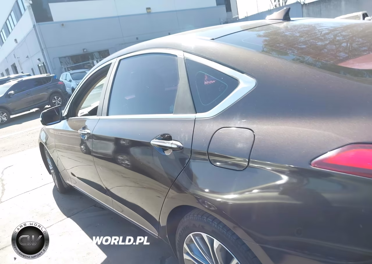 2015 Hyundai Genesis 3.8 VIN:KMHGN4JE7FU083912 - 14