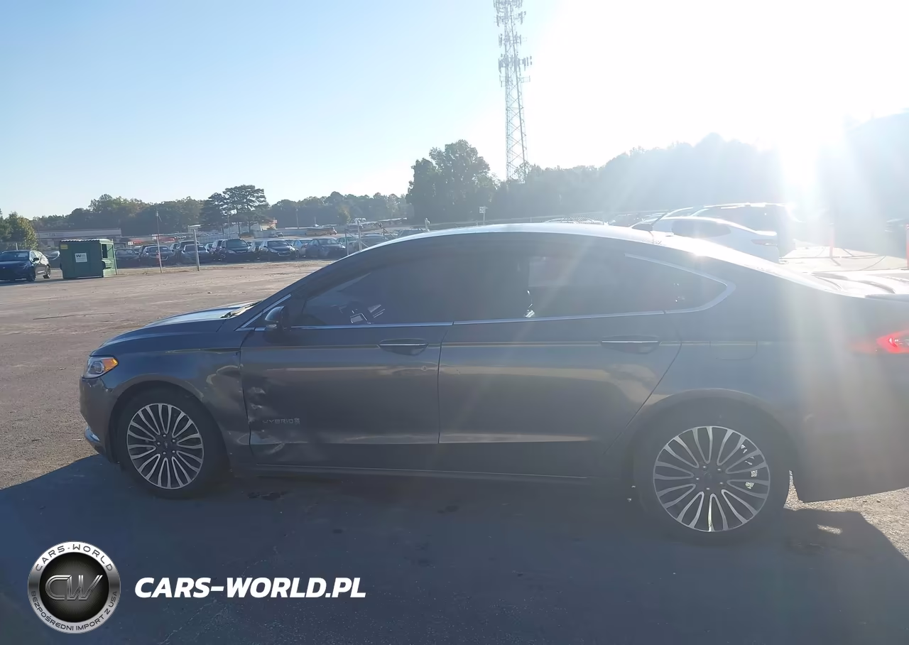 2017 Ford Fusion Hybrid Titanium VIN:3FA6P0RU3HR359761 - 14