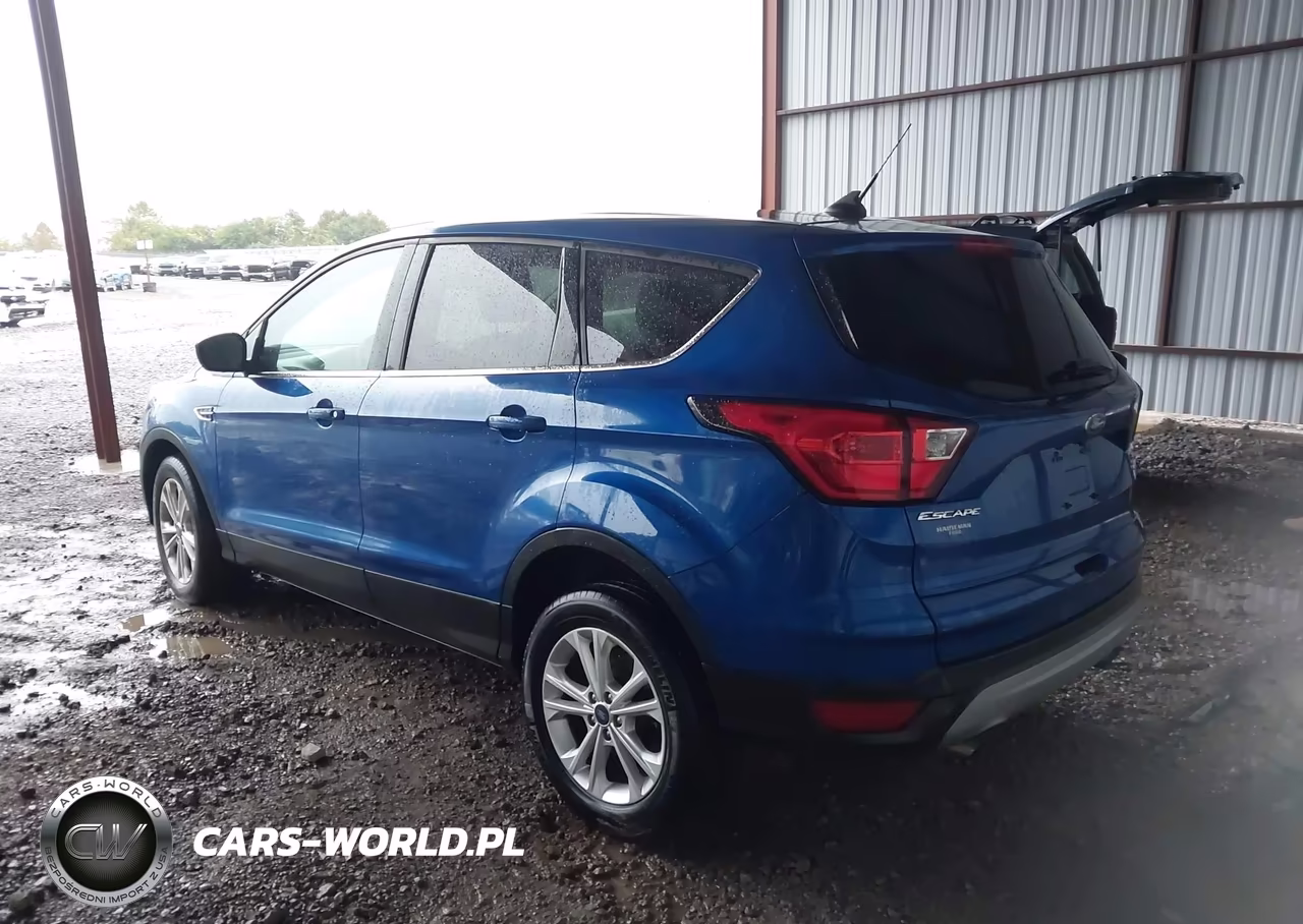 2019 Ford Escape Se VIN:1FMCU0GD3KUC57185 - 3