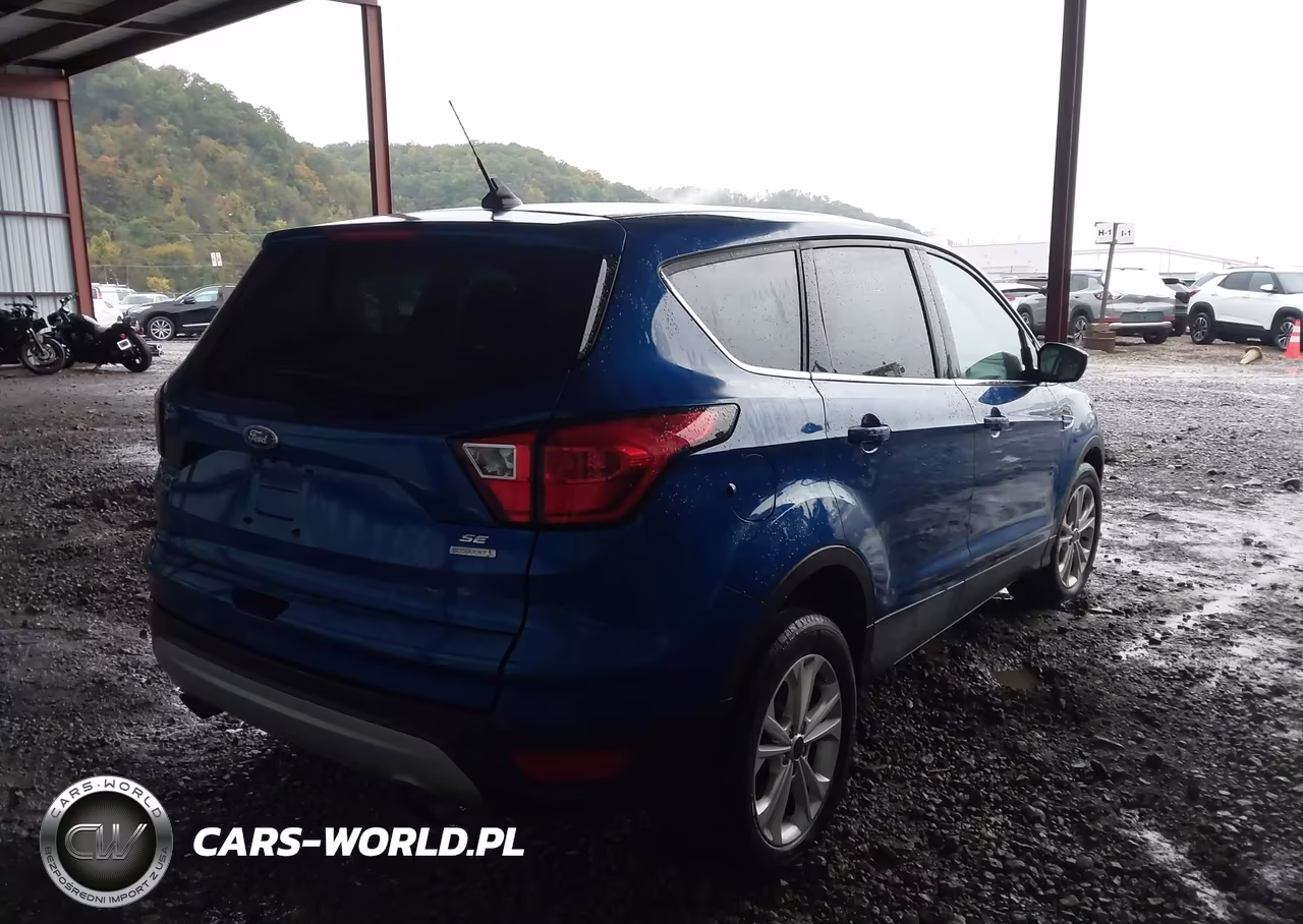 2019 Ford Escape Se VIN:1FMCU0GD3KUC57185 - 4