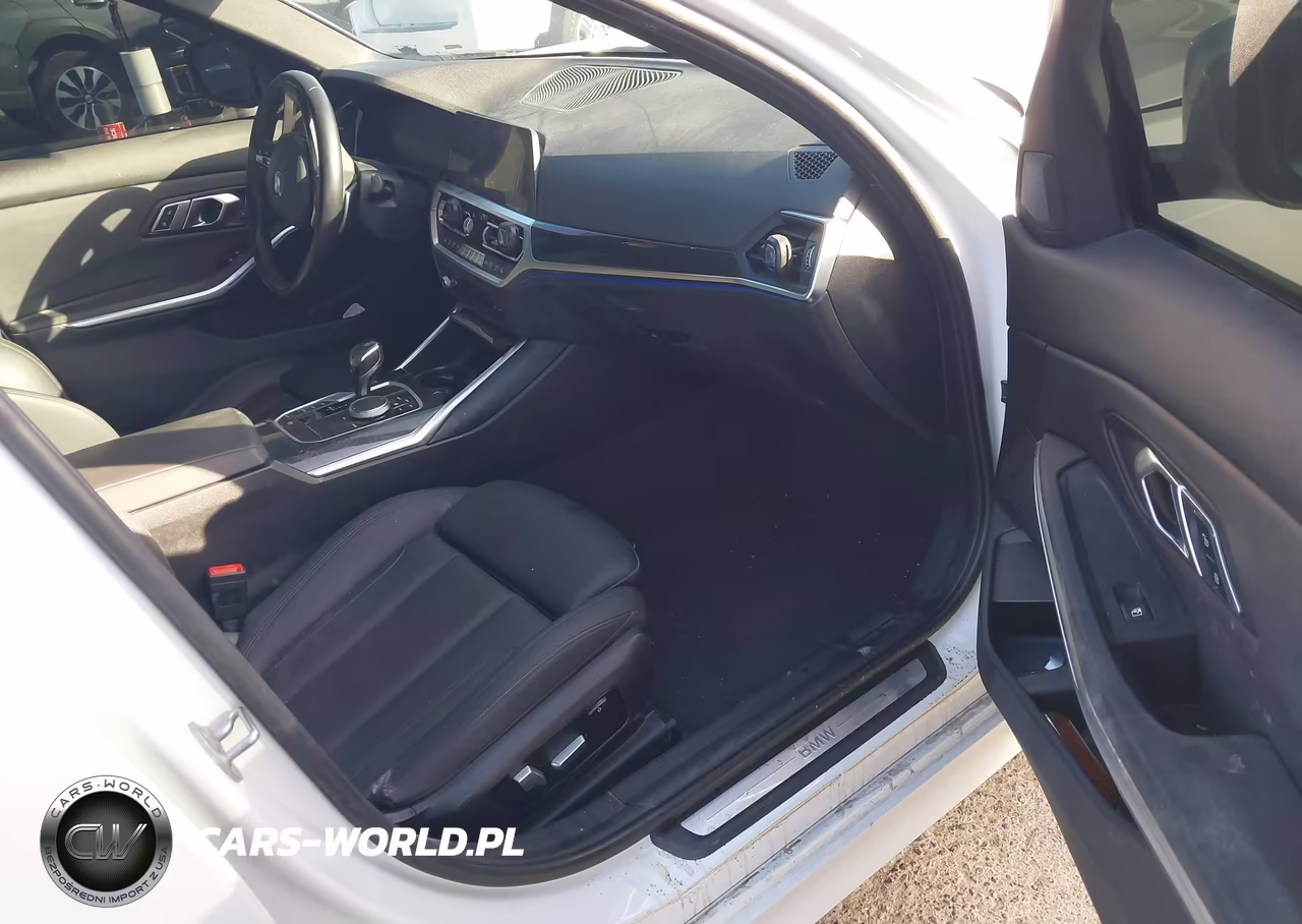 2021 BMW 330I VIN:3MW5R1J01M8B87581 - 5