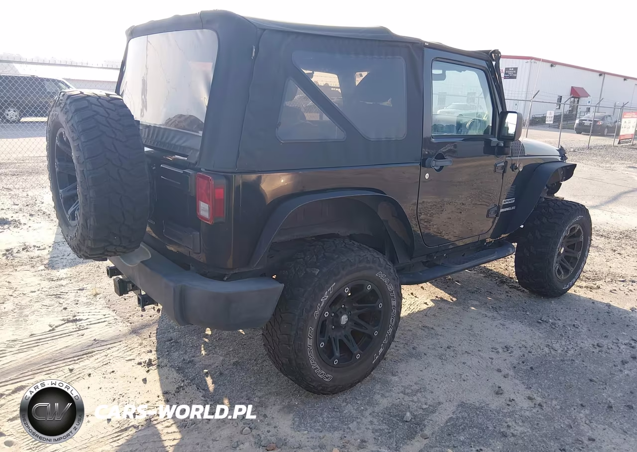 2012 Jeep Wrangler Sport VIN:1C4AJWAG2CL270138 - 4