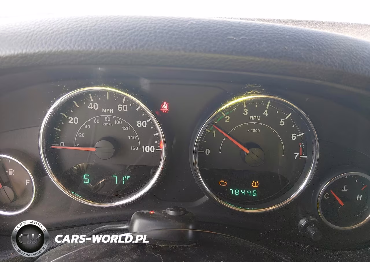 2012 Jeep Wrangler Sport VIN:1C4AJWAG2CL270138 - 7