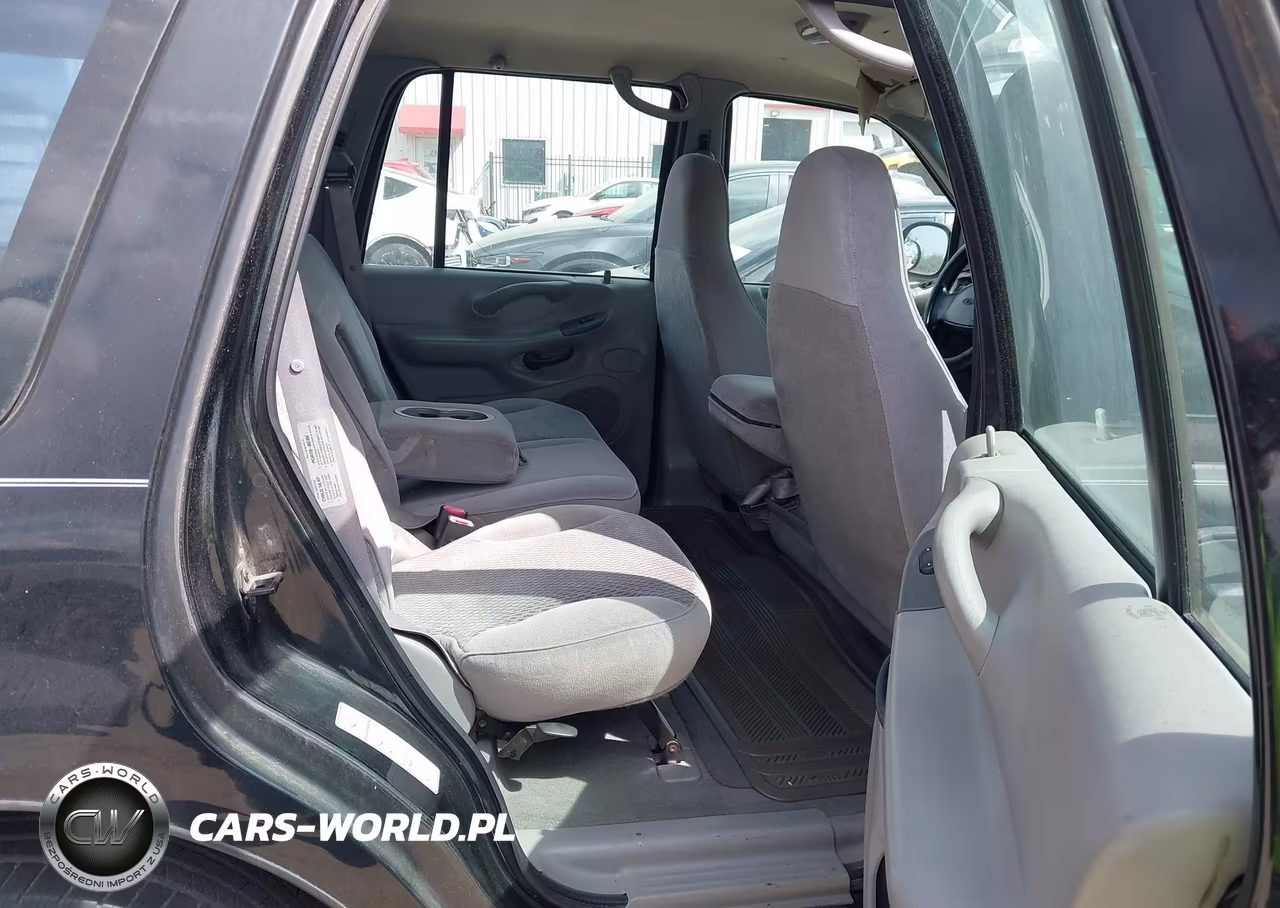 1997 Ford Expedition Eddie Bauer-Xlt VIN:1FMEU17L7VLB03840 - 8
