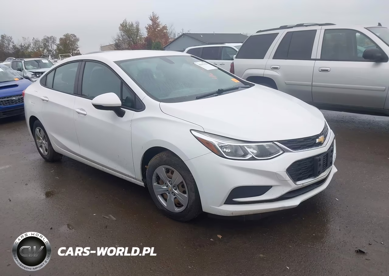 2017 Chevrolet Cruze Ls Auto – zdjęcie 1 z 11