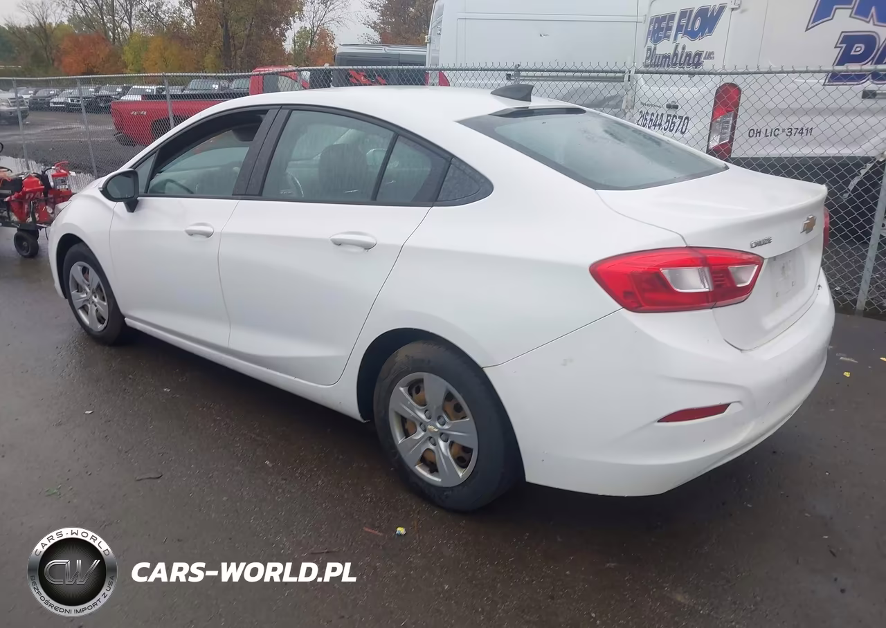 2017 Chevrolet Cruze Ls Auto VIN:1G1BC5SM4H7210836 - 3