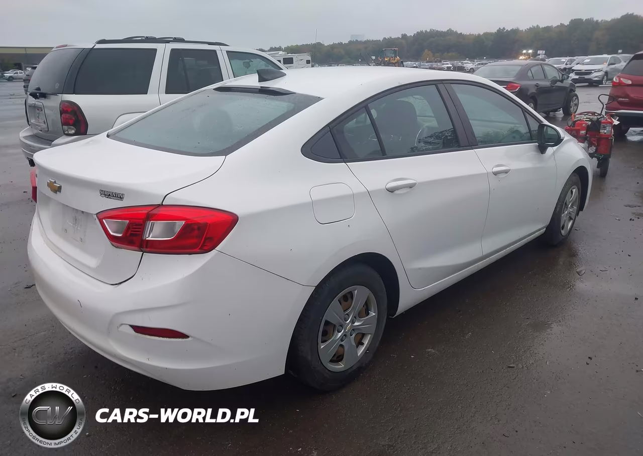 2017 Chevrolet Cruze Ls Auto VIN:1G1BC5SM4H7210836 - 4