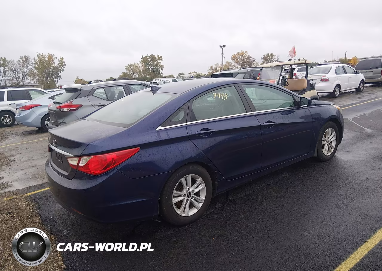 2013 Hyundai Sonata Gls VIN:5NPEB4AC8DH691495 - 4