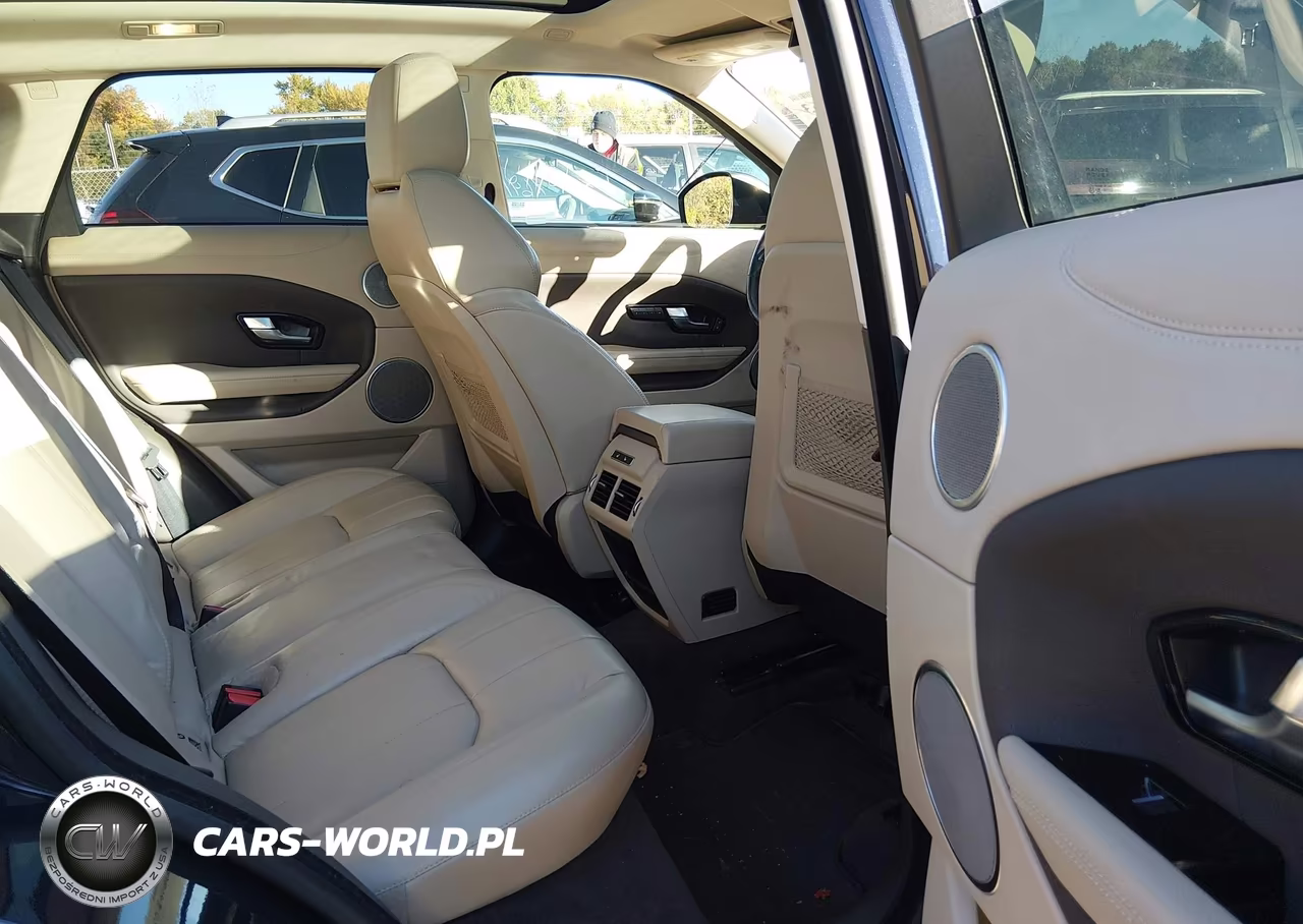 2018 Land Rover Range Rover Evoque Se-Se Premium VIN:SALVP2RX5JH297047 - 8