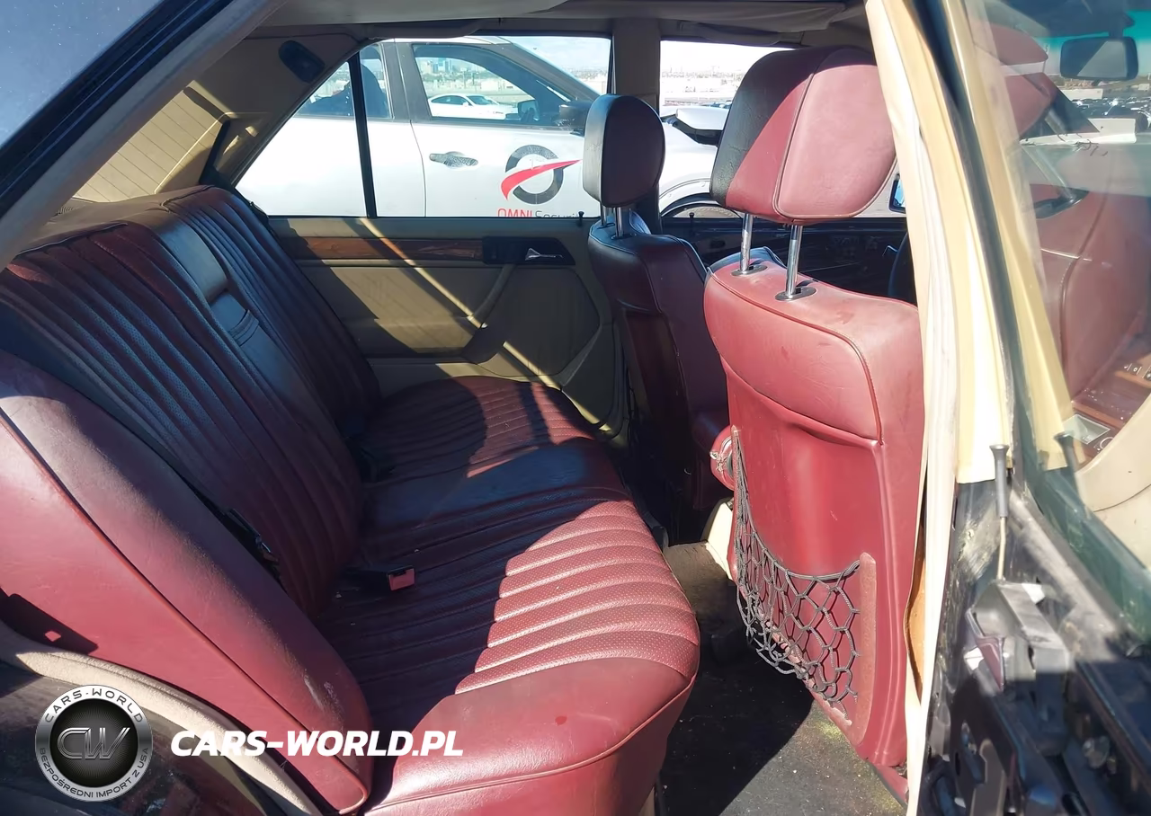 1992 Mercedes-Benz 300 D VIN:WDBEB28E5NB590069 - 8