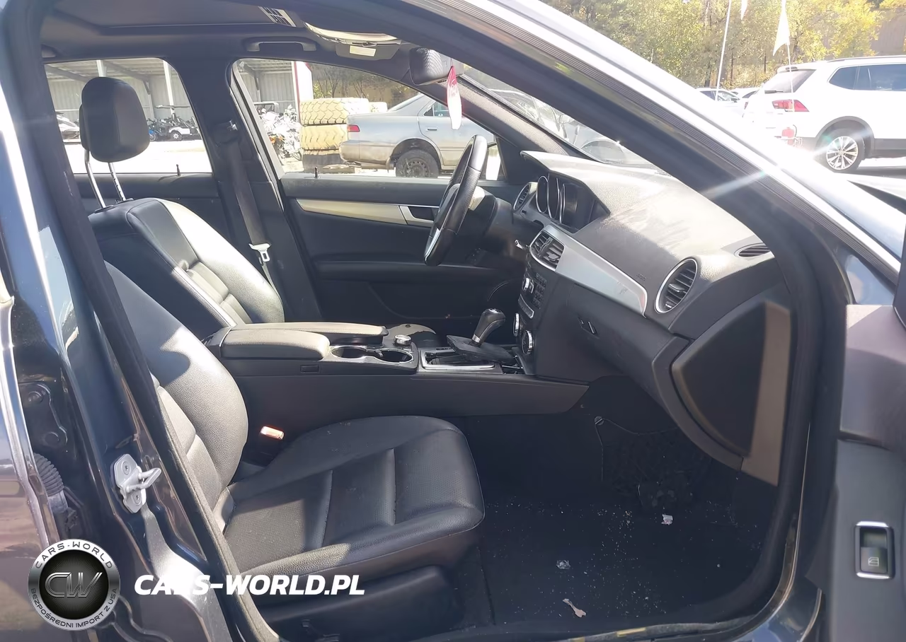 2013 Mercedes-Benz C 300 Sport 4Matic VIN:WDDGF8AB9DG139509 - 5