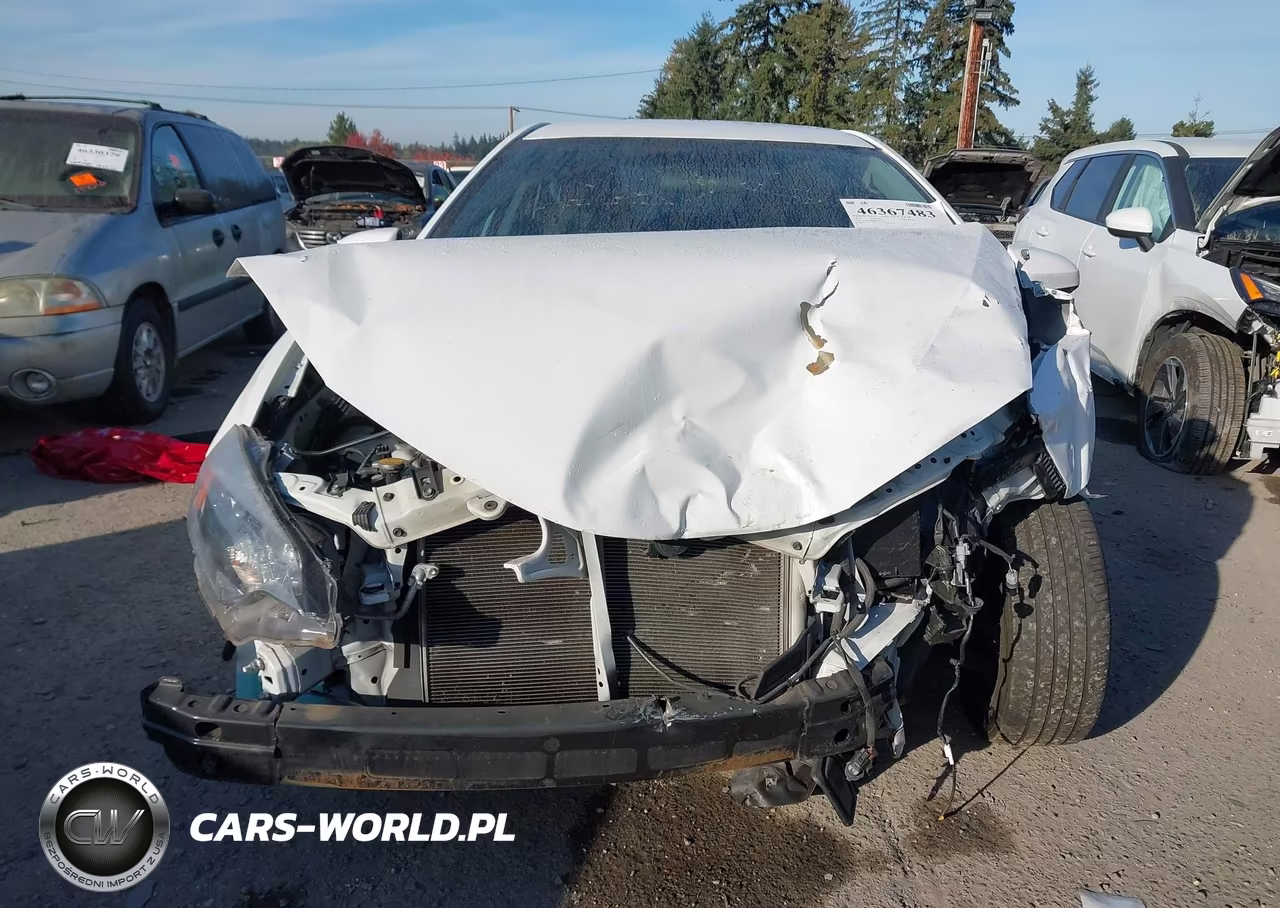 2016 Toyota Corolla Le VIN:2T1BURHEXGC705860 - 11