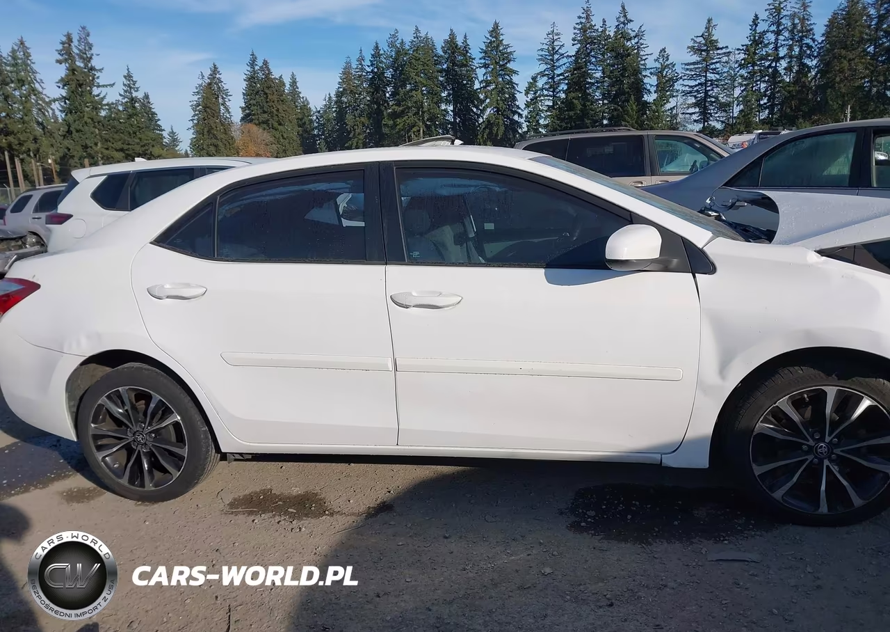 2016 Toyota Corolla Le VIN:2T1BURHEXGC705860 - 12
