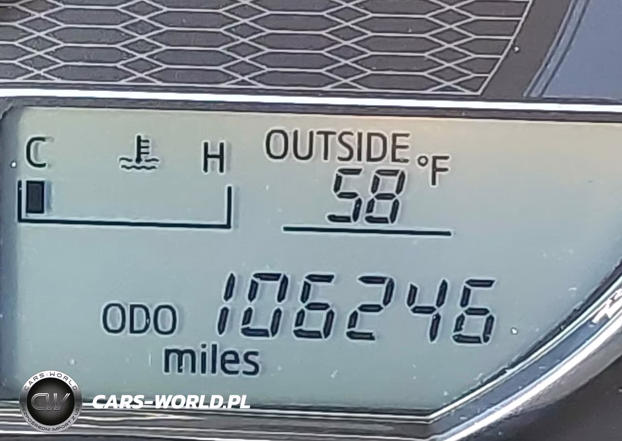 2016 Toyota Corolla Le VIN:2T1BURHEXGC705860 - 14