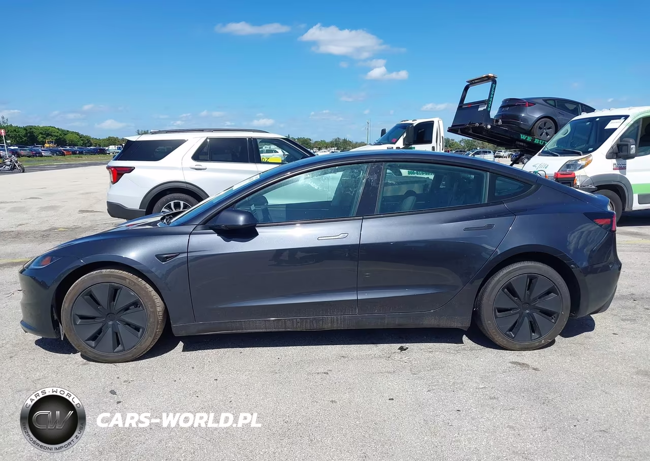 2026 Tesla Model 3 Premium Rear-Wheel Drive-Rear-Wheel Drive VIN:5YJ3E1EA5TF127015 - 14
