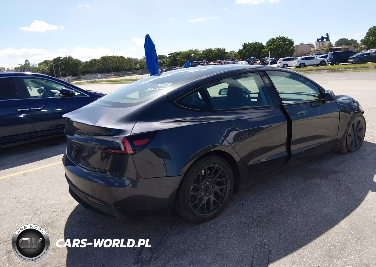 2026 Tesla Model 3 Premium Rear-Wheel Drive-Rear-Wheel Drive VIN:5YJ3E1EA5TF127015 - 4