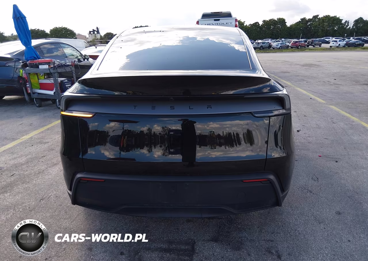2026 Tesla Model Y Premium Rear-Wheel Drive-Rear-Wheel Drive VIN:7SAYGDED2TF575517 - 16