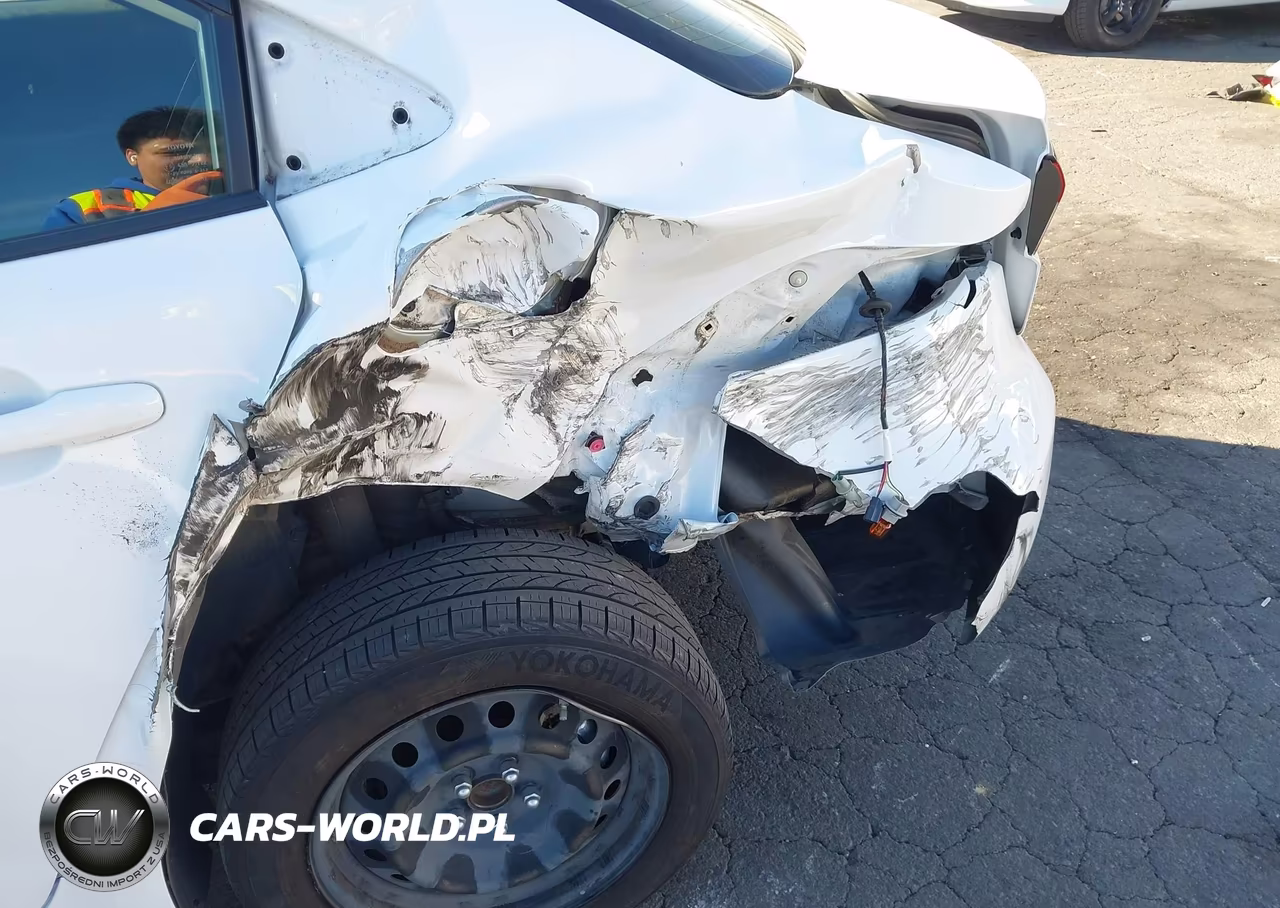 2023 Toyota Corolla Hybrid Le VIN:JTDBCMFE6PJ002933 - 6