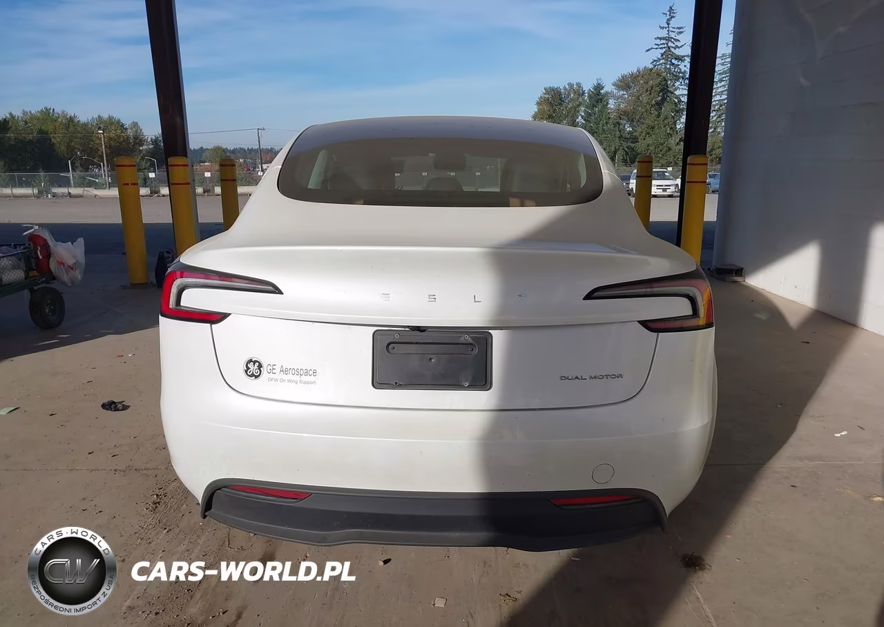 2024 Tesla Model 3 Long Range Dual Motor All-Wheel Drive VIN:5YJ3E1EB9RF740093 - 16