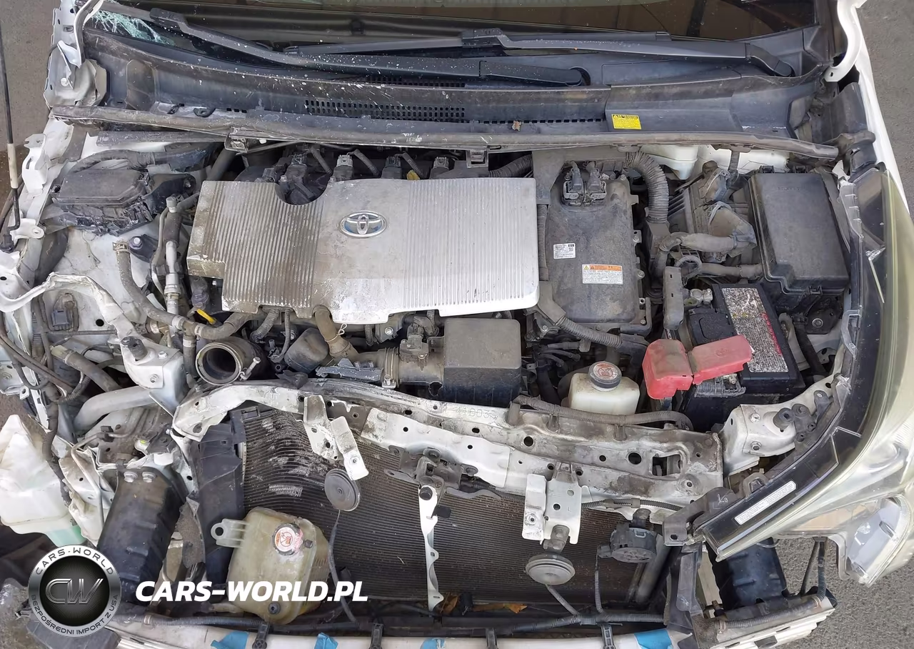 2018 Toyota Prius Two VIN:JTDKBRFU3J3062820 - 10