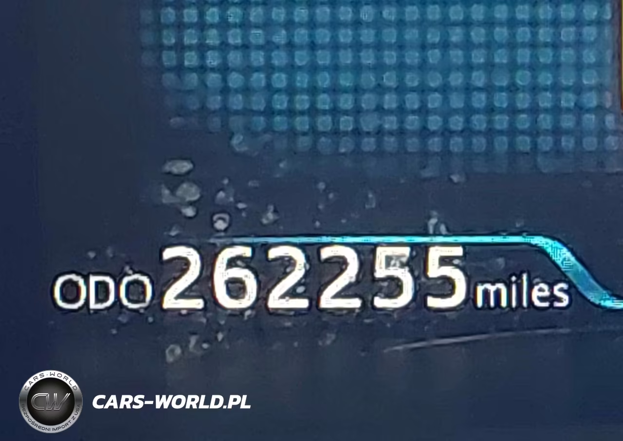 2018 Toyota Prius Two VIN:JTDKBRFU3J3062820 - 16