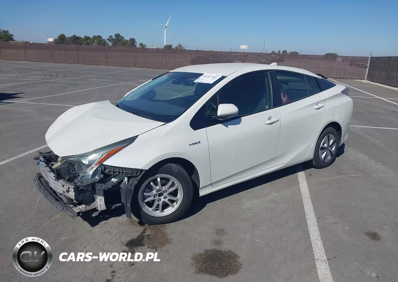 2018 Toyota Prius Two VIN:JTDKBRFU3J3062820 - 2