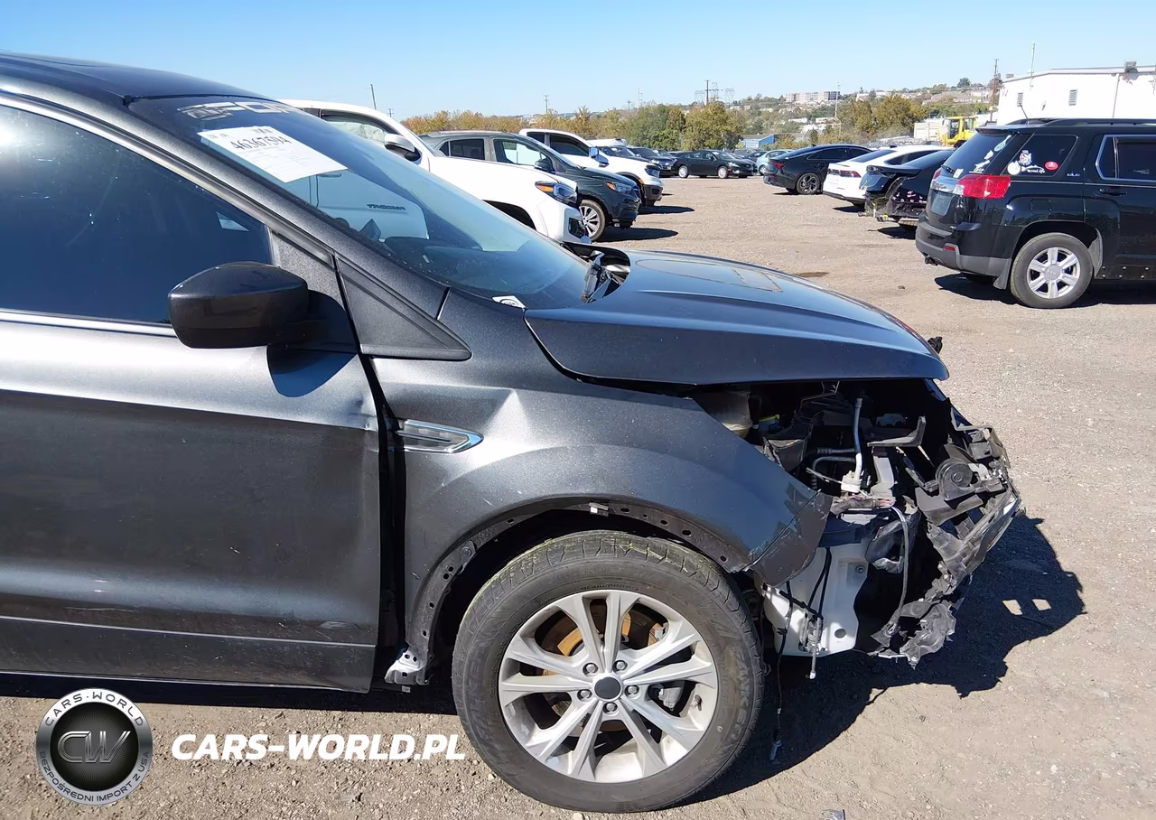 2017 Ford Escape Se VIN:1FMCU9G99HUD29662 - 13