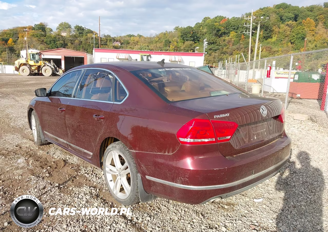 2013 Volkswagen Passat 2.0L Tdi Se VIN:1VWBN7A34DC130604 - 3